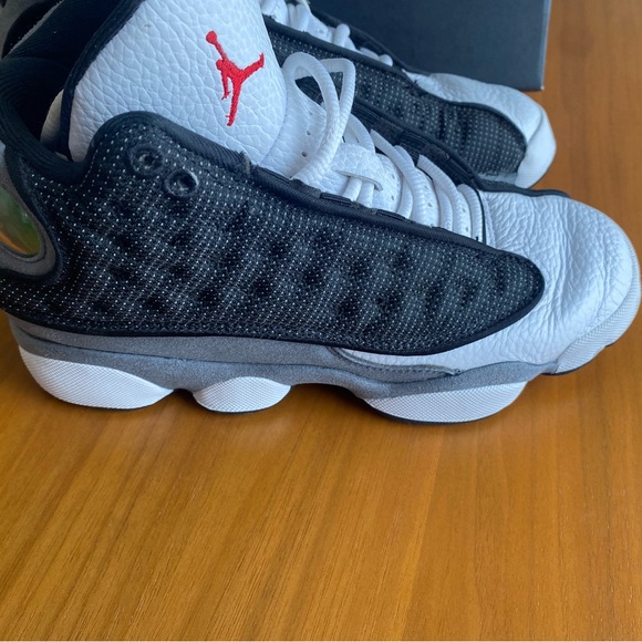 Boys 4 Air Jordan 13 Retro (GS) - Picture 2 of 6